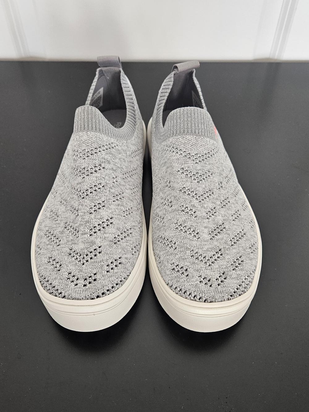 NWOT Women's Reebok OnLux Slip-On Shoes Size 7